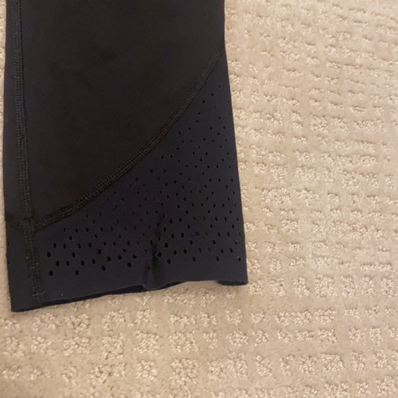 Lululemon cropped leggings - Picture 3 of 6